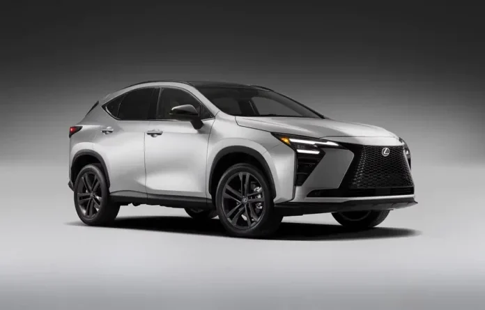 Lexus представив оновлений кросовер NX