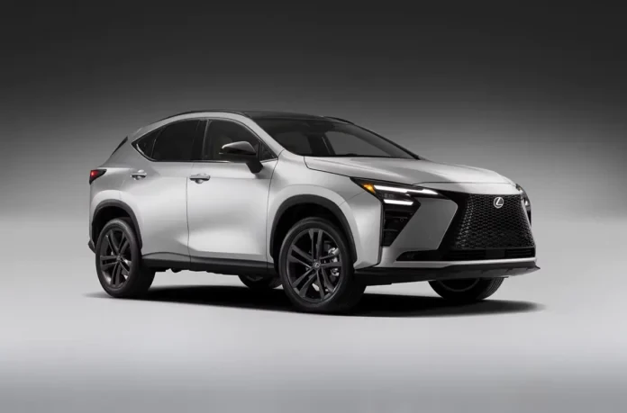 Lexus представив оновлений кросовер NX