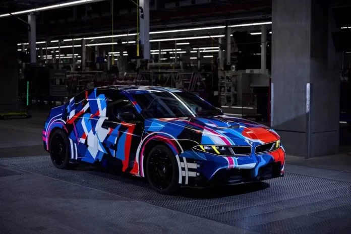 BMW M виробила мільйон автомобілів і показала електричний M3 EV